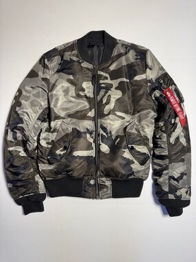 ALPHA INDUSTRIES Men's Gray Camo / Black Reversible Bomber Jacket Slim Fit M